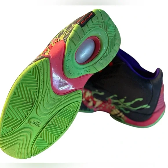 Reebok Men's Answer Iv Ghostbusters Zuul - Picture 6 of 7